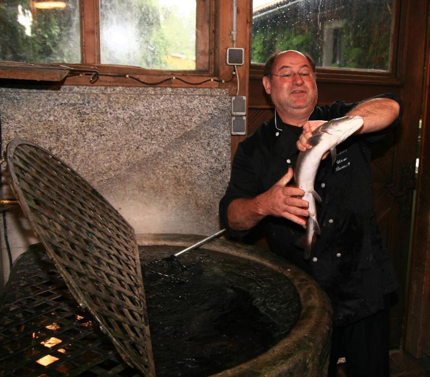 Gasthof Hohlwegwirt 할레인 외부 사진